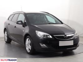Opel Astra 2012 1.7 108 KM Opel Astra 2012 1.7 108 KM