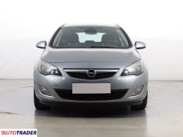 Opel Astra 2011 1.6 177 KM