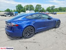 Tesla Model S 2021