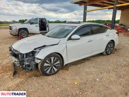 Nissan Altima - zobacz ofertę