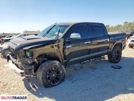Toyota Tundra - zobacz ofertę