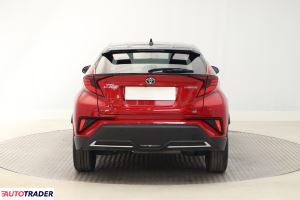 Toyota C-HR 2021 1.8 120 KM
