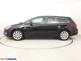 Opel Astra 2011 1.4 138 KM
