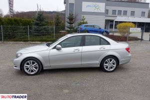 Mercedes C-klasa 2012 2.1 120 KM