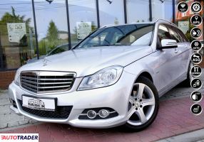 Mercedes C-klasa - zobacz ofertę