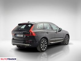 Volvo XC60 2023 2.0 197 KM