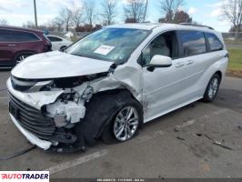 Toyota Sienna 2025 2