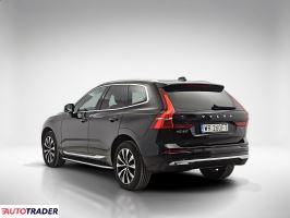 Volvo XC60 2022 2.0 197 KM