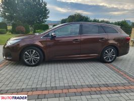 Toyota Avensis 2015 2.0 143 KM