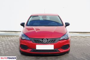 Opel Astra 2021 1.2 143 KM