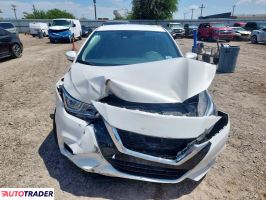 Nissan Versa 2020 1