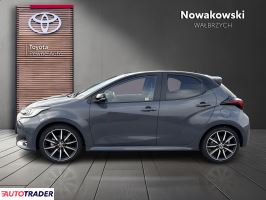 Toyota Yaris 2025 1.5 92 KM