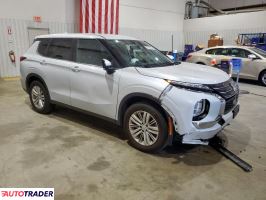 Mitsubishi Outlander 2023 2