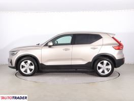 Volvo XC40 2023 1.5 127 KM