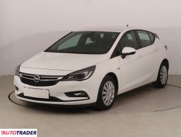 Opel Astra 2016 1.4 123 KM