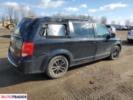 Dodge Grand Caravan 2018 3