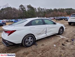 Hyundai Elantra 2024 2