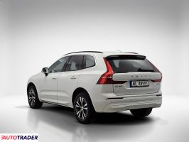 Volvo XC60 2022 2.0 197 KM