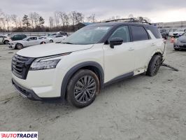 Nissan Pathfinder 2022 3