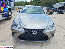 Lexus ES 2021 3