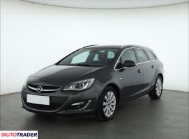 Opel Astra 2015 1.6 134 KM
