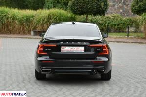 Volvo S60 2020 2.0 197 KM