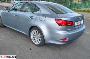 Lexus IS - zobacz ofertę