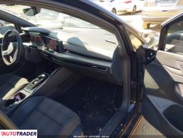 Volkswagen Golf 2024 2