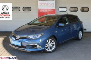 Toyota Auris 2016 1.8 136 KM Toyota Auris 2016 1.8 136 KM