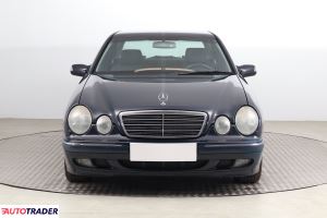 Mercedes E-klasa 2001 2.1 113 KM