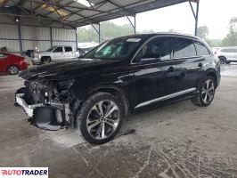 Audi Q7 2021 3