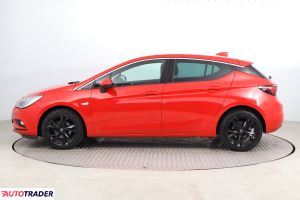 Opel Astra 2018 1.4 147 KM