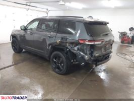 Jeep Cherokee 2025 3