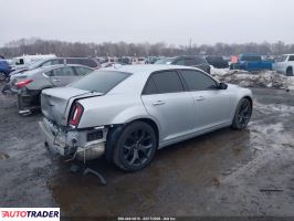 Chrysler 300C 2020 3