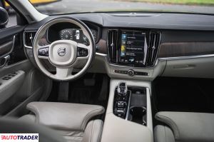 Volvo S90 2021 2.0 246 KM