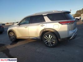 Nissan Pathfinder 2023 3