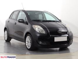 Toyota Yaris 2008 1.3 99 KM