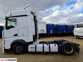 Mercedes actros