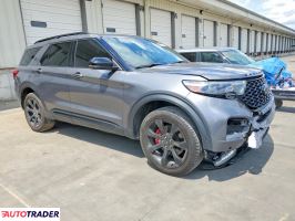 Ford Explorer 2022 3