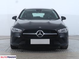 Mercedes Pozostałe 2020 1.3 134 KM