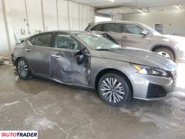 Nissan Altima 2025 2