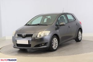Toyota Auris 2009 1.3 99 KM