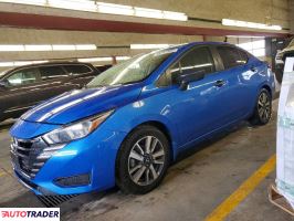 Nissan Versa - zobacz ofertę