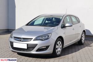 Opel Astra 2014 1.7 108 KM
