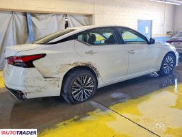 Nissan Altima 2025 2