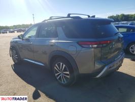 Nissan Pathfinder 2022 3