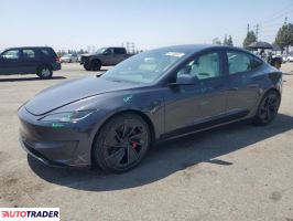 Tesla Model 3 2025