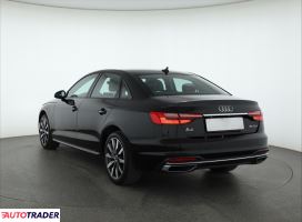 Audi A4 2021 2.0 160 KM