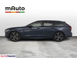 Volvo V90 2021 2.0 303 KM