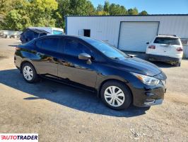 Nissan Versa 2020 1